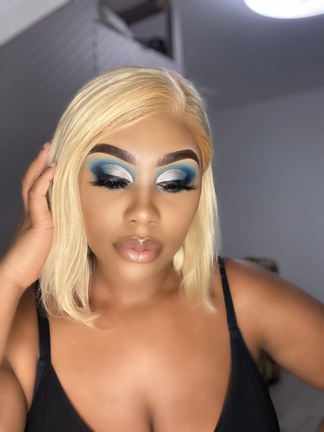 MAKEUP-CLASS