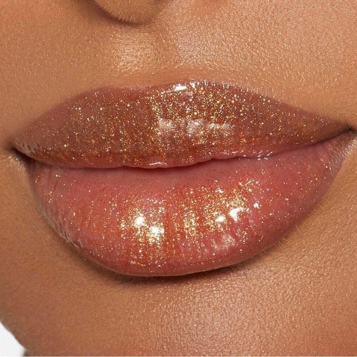 Pisces |Glossy lips